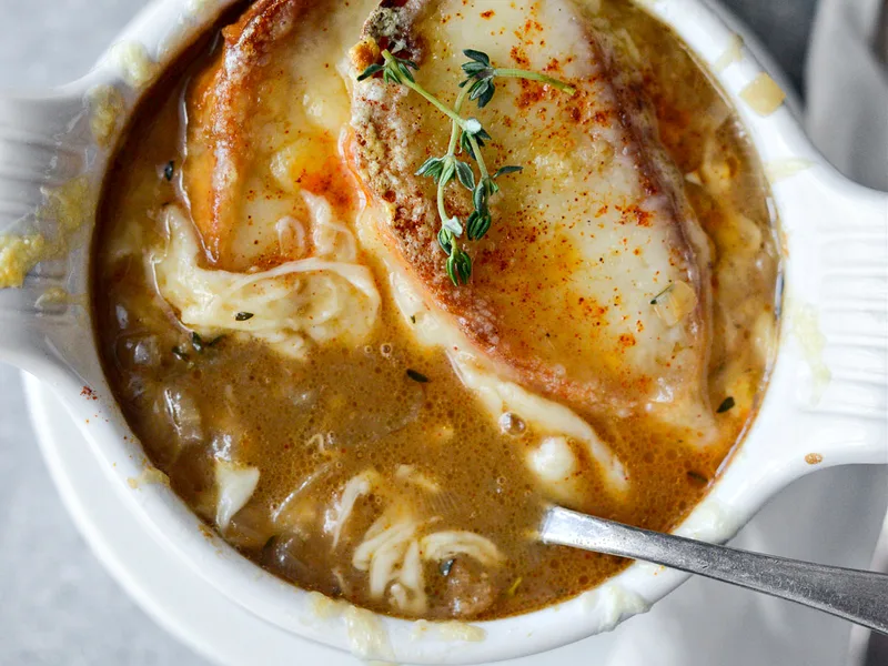 Smoky Ale French Onion Soup with Caramelized Onions and Beer