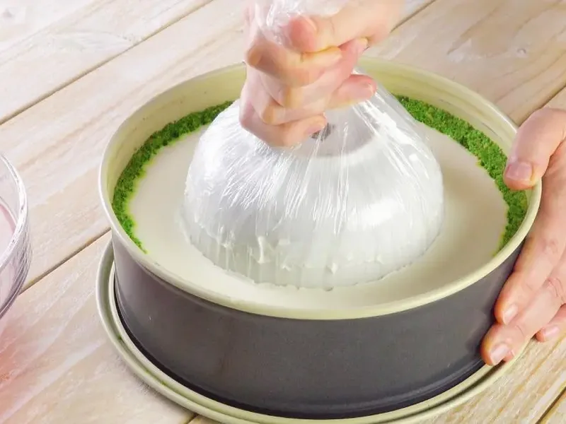 Watermelon Jello Cake with Cheesecake Cream and Cookie Crust