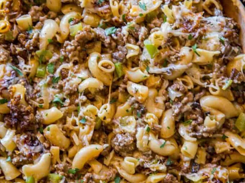 Philly Cheesesteak Hamburger Helper Skillet