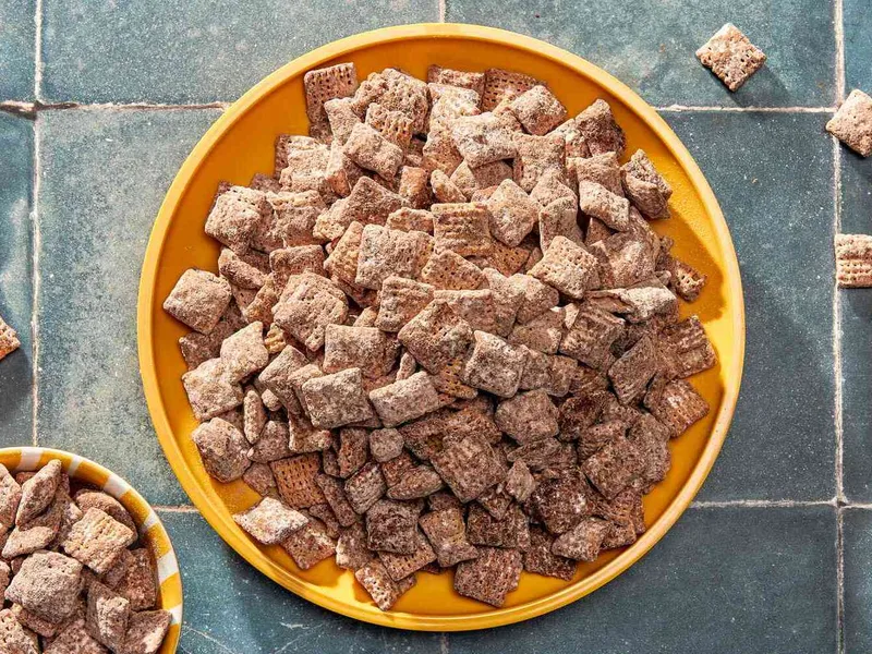 Salted Peanut Nutella Puppy Chow Recipe