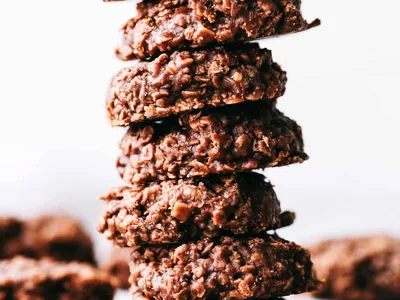 Classic No-Bake Chocolate Peanut Butter Oat Cookies