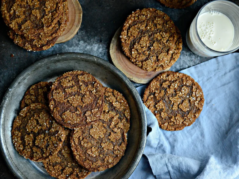 Chewy Molasses Cookies with Warm Spices