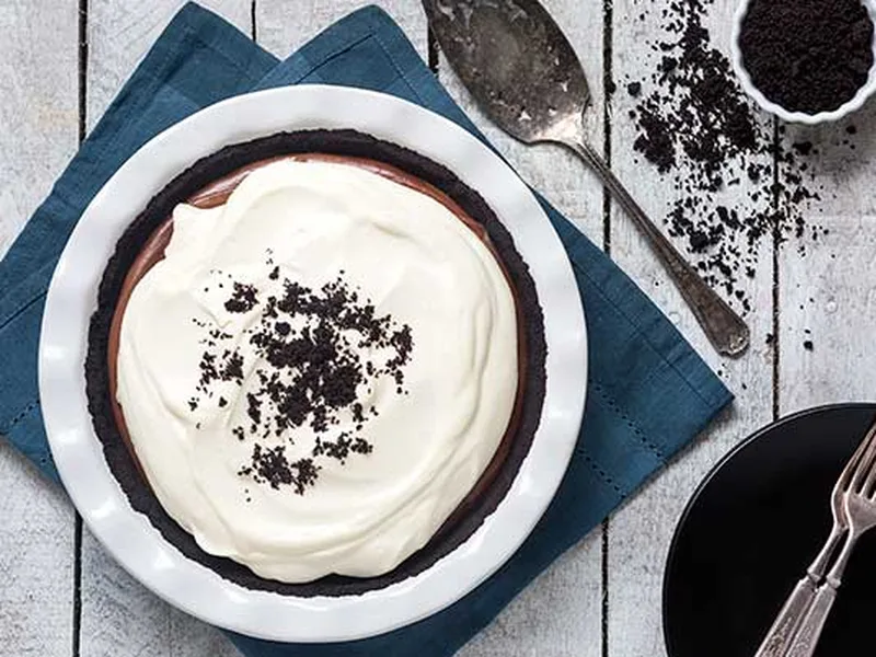 Rich Chocolate Truffle Pie with Cookie Crust