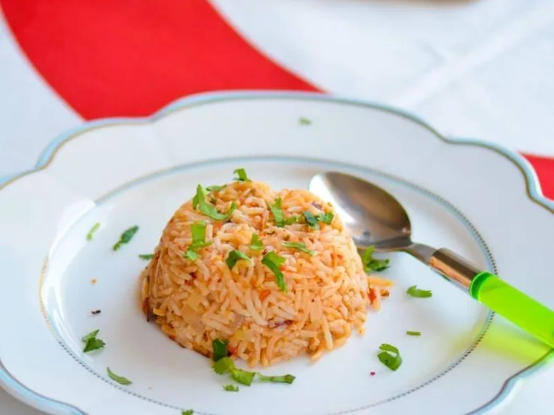 Spanish Tomato Rice with Smoked Chipotle