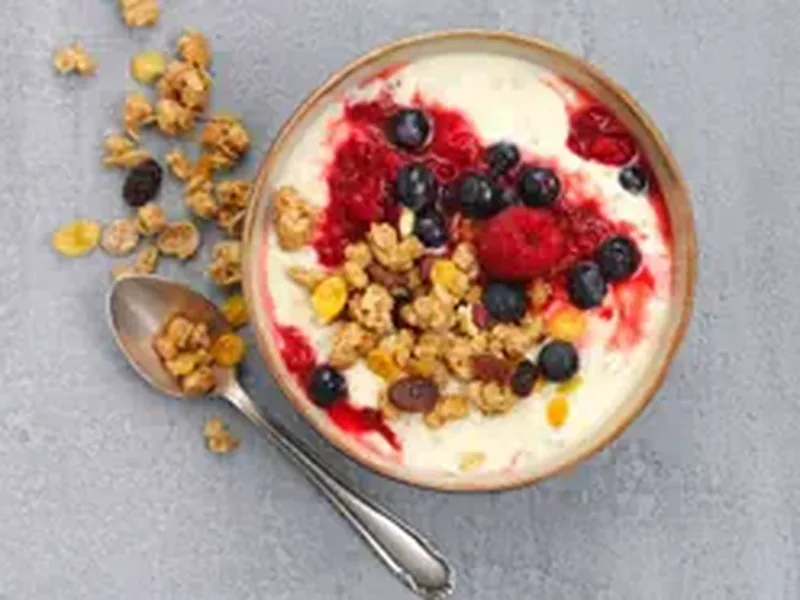 Yogurt Bowl with Berries and Crunchy Muesli