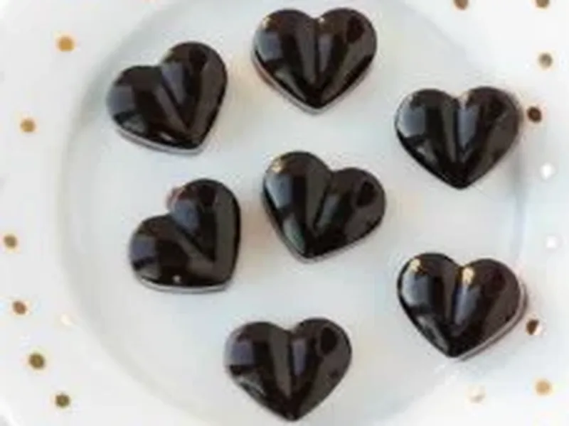 Homemade CBD Gummies with Fruit Juice and Honey