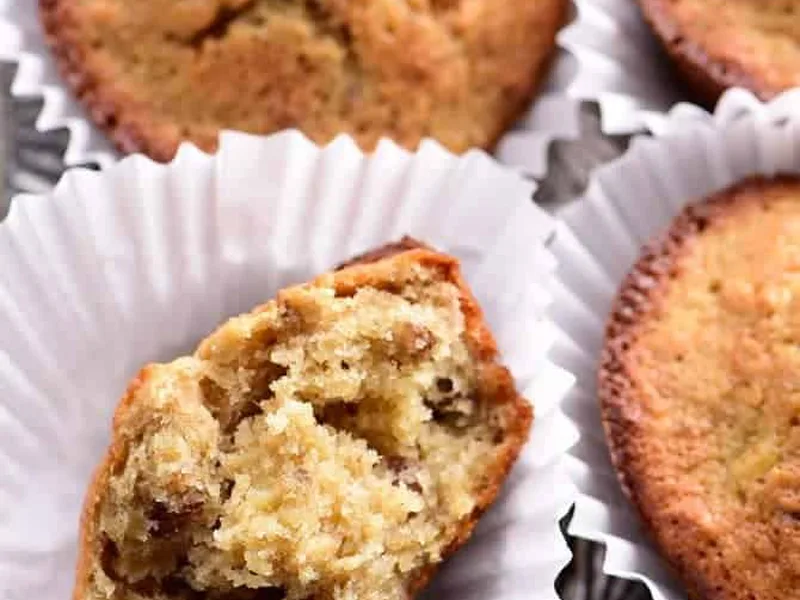 Oatmeal Banana Bread Muffins with Brown Sugar and Pecans