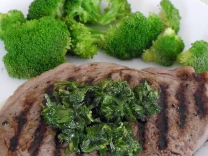 Pan-Seared Steak with Fresh Chimichurri Sauce