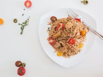 Gluten-Free Tuna Pasta with Cherry Tomatoes and Tapenade