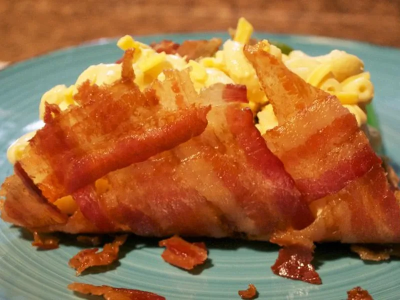 Bacon Weave Taco Shells with Slow Cooker Mac and Cheese