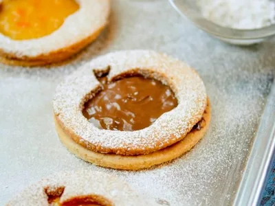 Hazelnut-Almond Linzer Cookies with Apple Jam
