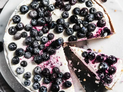 Keto Low-Carb Blueberry Ricotta Cake with Almond Flour