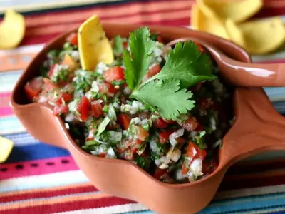 Spicy Pico de Gallo with Fresh Cilantro