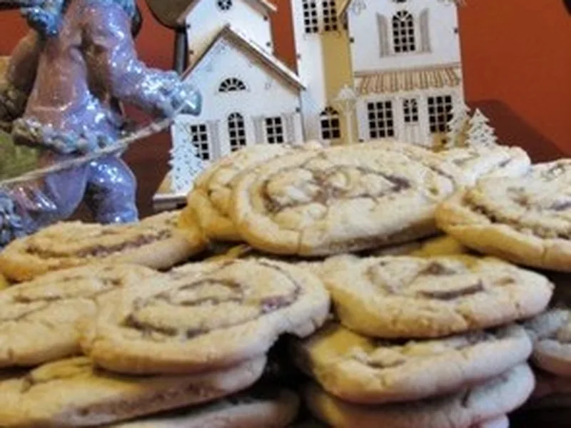Date-Filled Railroad Cookies with Cinnamon Spice