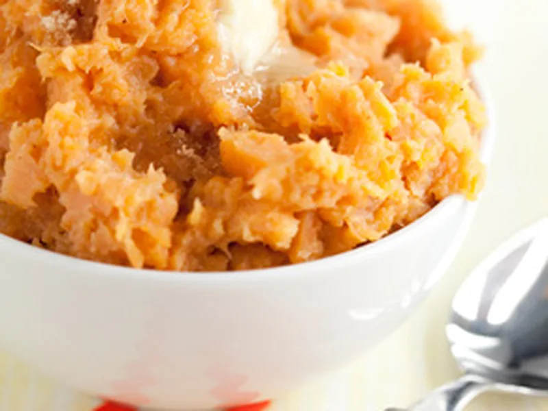 Sweet and Spicy Mashed Sweet Potatoes with Cinnamon