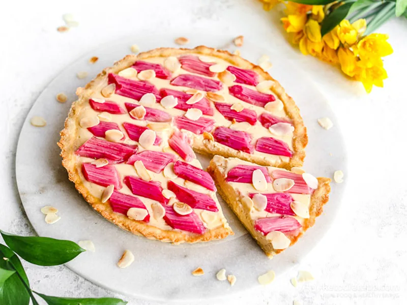 Low-Carb Rhubarb and Custard Tart