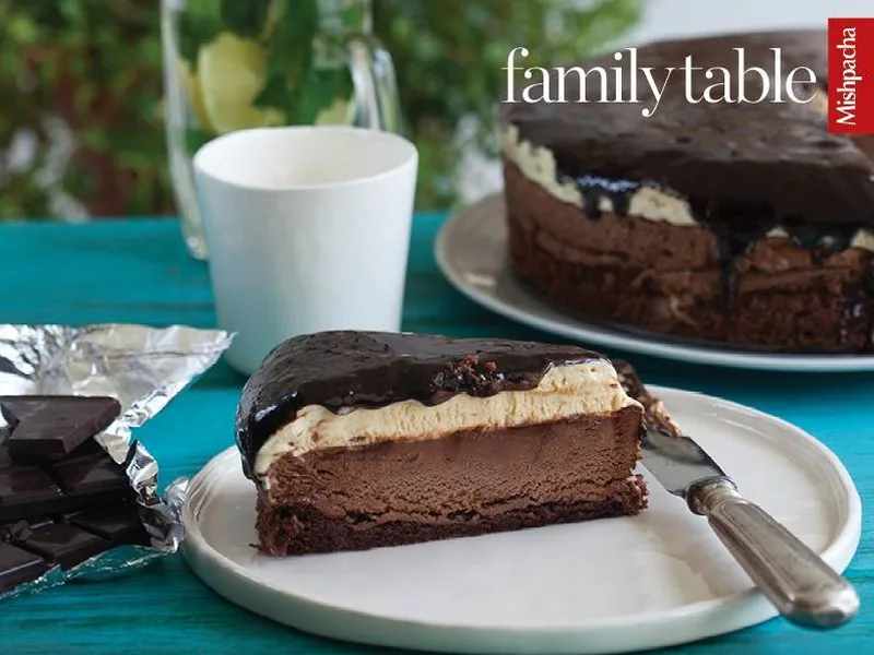 Triple-Layer Chocolate Peanut Butter Fudge with Xylitol Base