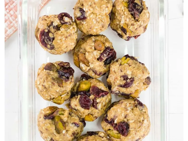 No-Bake Cranberry Pistachio Energy Bites with Dates