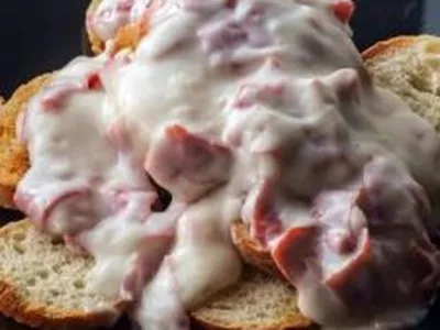 Creamed Chipped Beef on Toast