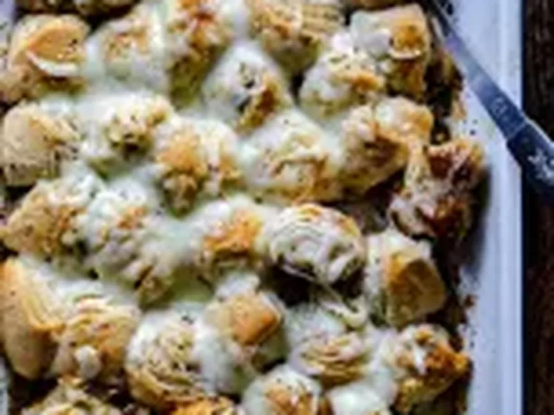 Garlic Butter Bubble Bread with Melted Cheese