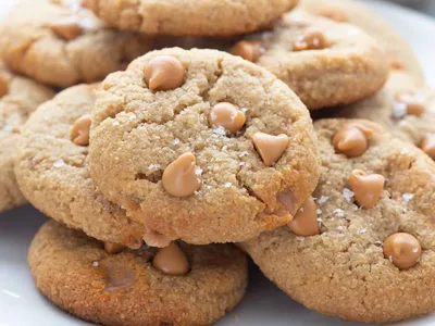 Keto Butterscotch Cookies with Almond Flour and Sugar-Free Chips