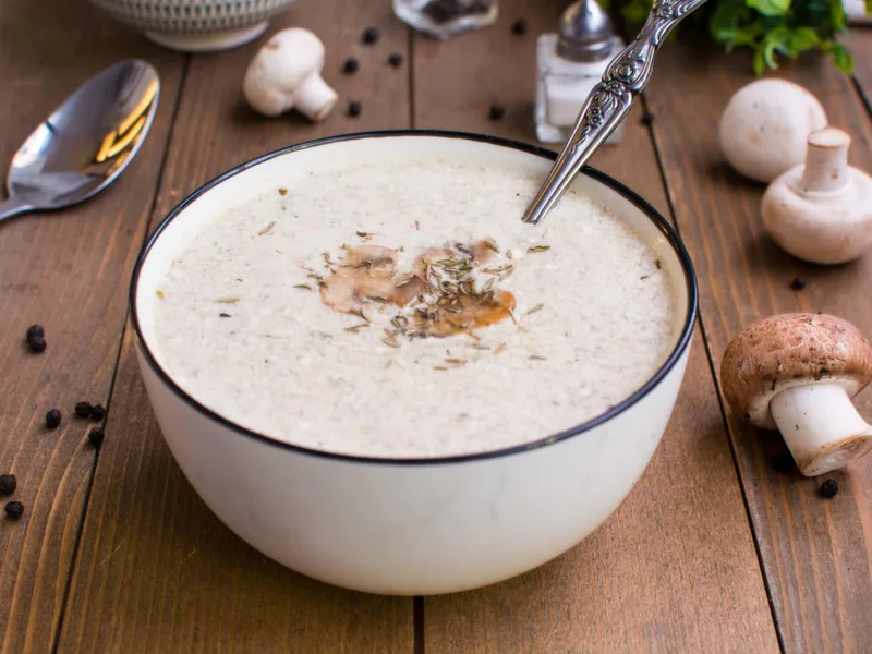 Easy Low-Carb Mushroom Soup with Heavy Cream