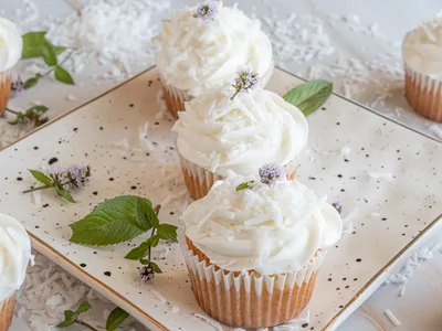 Coconut Cupcakes with Fluffy Coconut Frosting