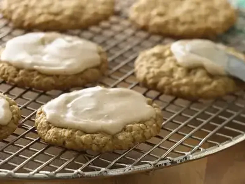 Iced Oatmeal Cardamom Cookies with Butterscotch Glaze
