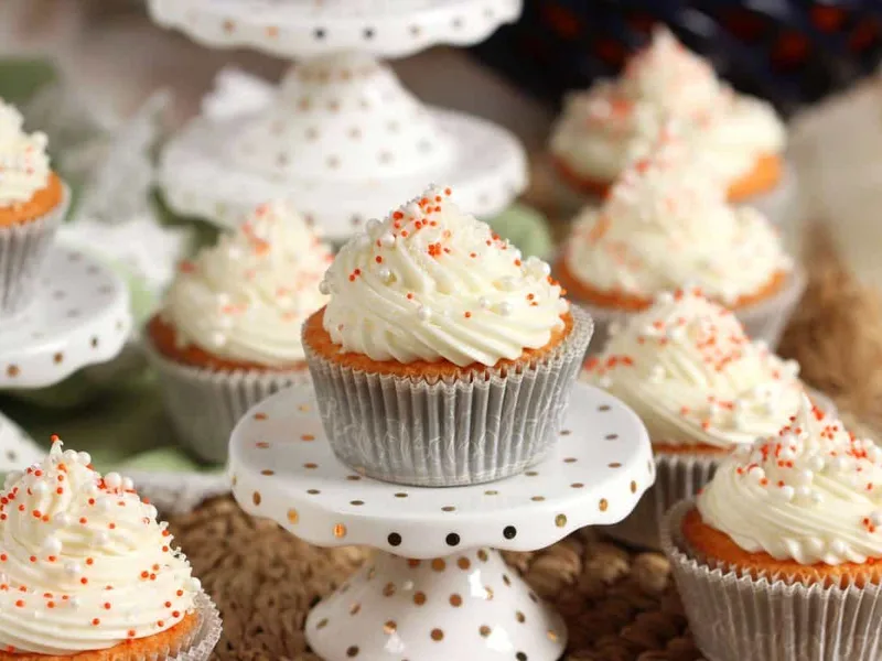 Orange Creamsicle Cupcakes with Cream Cheese Frosting