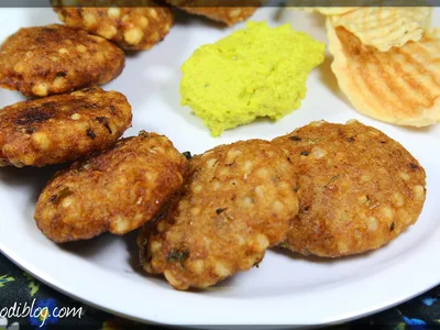 Sabudana Wada: Crispy Fried Sago Pearl Fritters