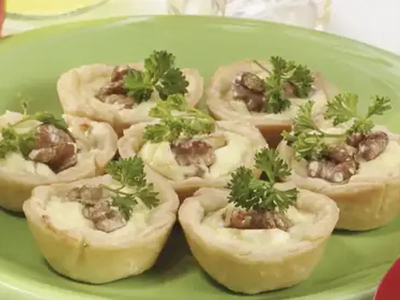 Blue Cheese and Walnut Cocktail Bites with Flaky Pie Crust