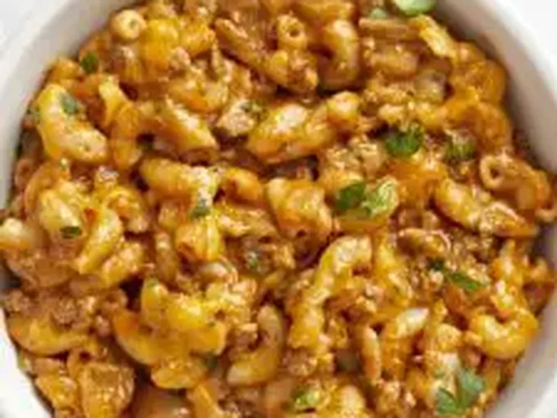 Pioneer Woman One-Pot Chili Mac with Ground Beef