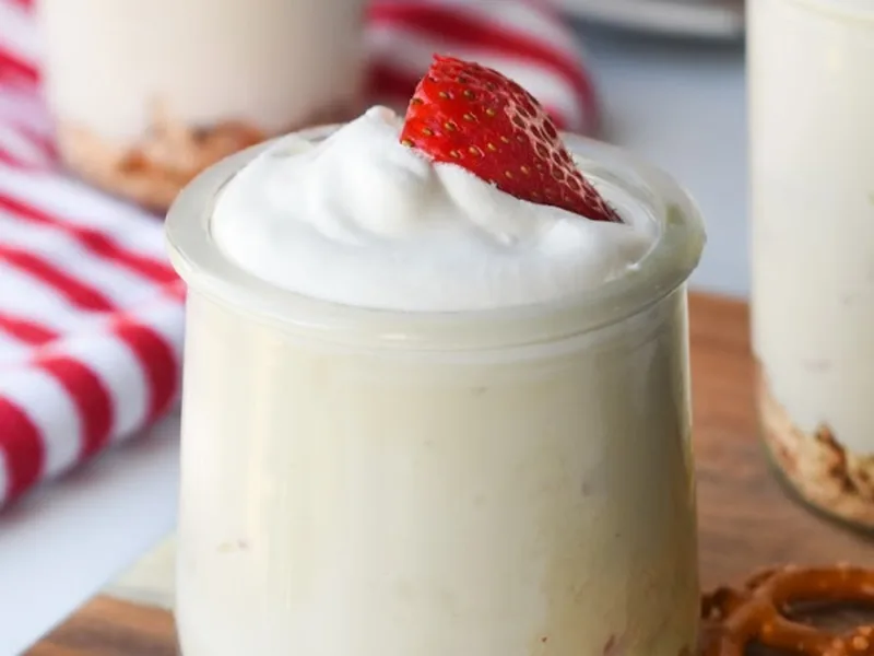 No-Bake Strawberry Cheesecake with Pretzel Crust