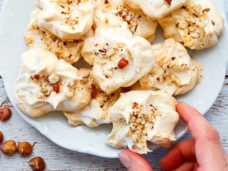 Maple Hazelnut Meringue Cloud Cookies