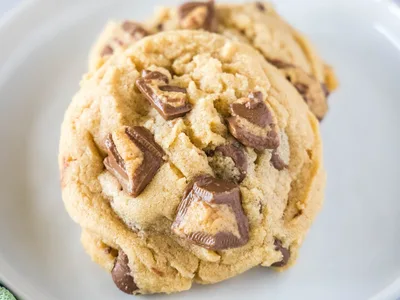 Reese's Peanut Butter Cookies with Chocolate Chips