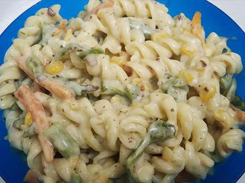 Creamy Vegetable Pasta with Bechamel Sauce