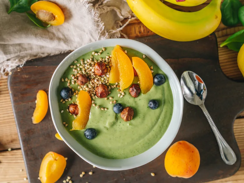 Green Smoothie Bowl with Organic Apricots