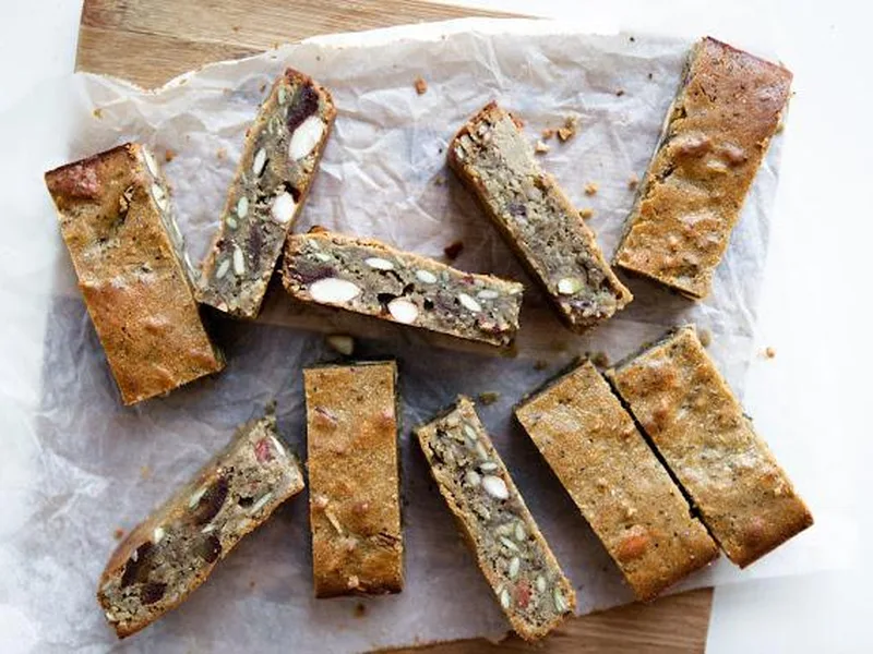 Grain-Free Seed Energy Bars with Dates