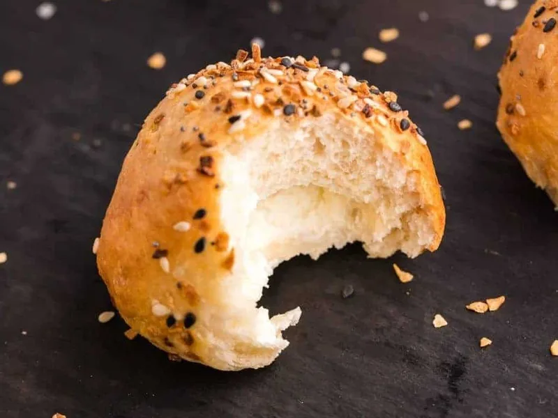 Air Fryer Cream Cheese Stuffed Bagel Minis with Everything Seasoning