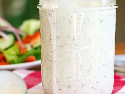 Creamy Buttermilk Ranch Dressing