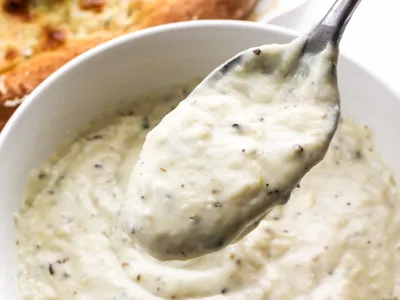 Roasted Garlic White Pizza Sauce with Parmesan