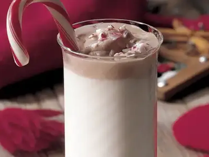 Alpine Mint Hot Chocolate with Vanilla Chips