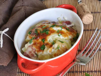 Extra Creamy Scalloped Potatoes with Nutmeg