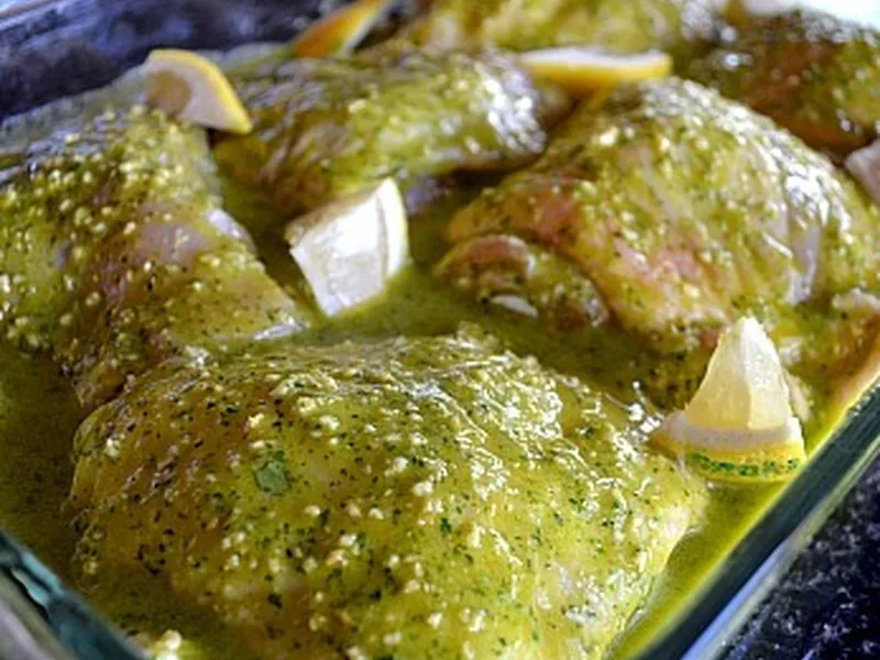 Avocado Oil Pesto Chicken with Cilantro and Garlic