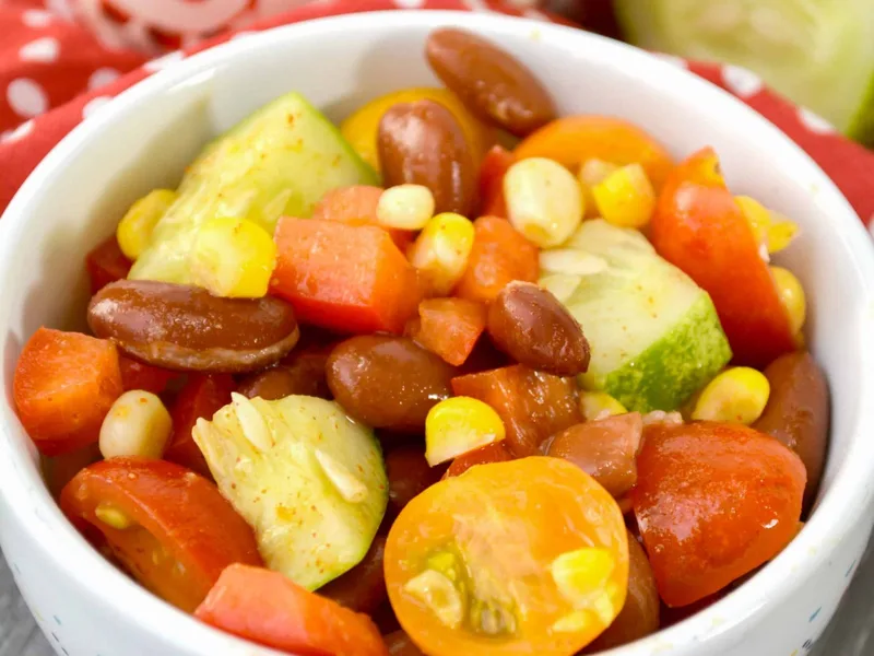 Fresh Summer Kidney Bean Salad with Chili Vinaigrette