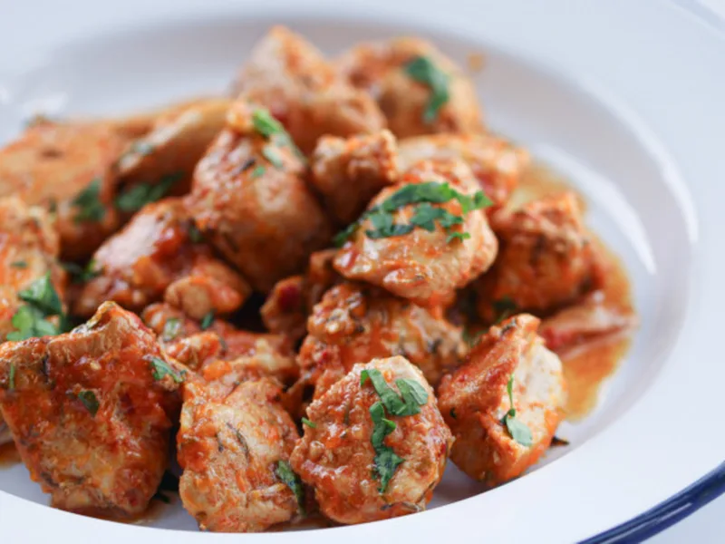 Slow Cooker Chicken Breast with Paprika and Herbs