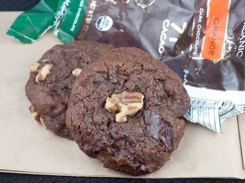 Chocolate Orange Walnut Cookies with Agave Sweetener