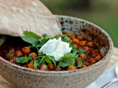 Chana Masala with Whole Wheat Roti