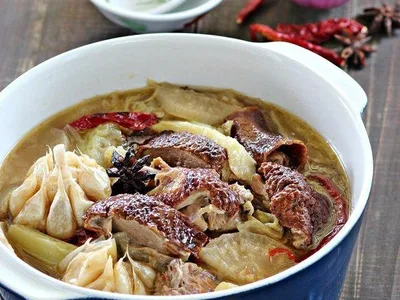 Braised Chinese Mustard Greens with Roast Duck