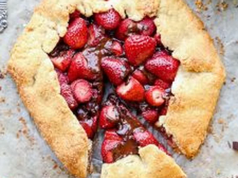 Gluten-Free Chocolate Strawberry Galette with Almond Flour